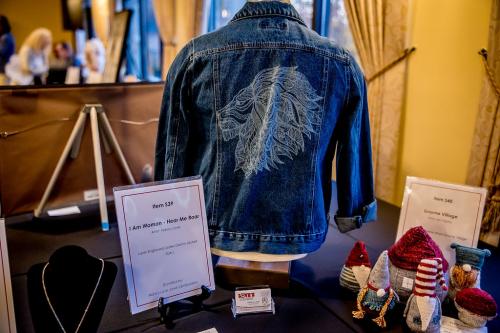 Silent-Auction-Item-39